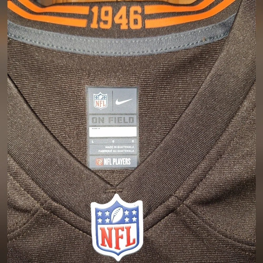 Nike Official NFL Cleveland Browns #95 Garrett Jersey In A Size Large. NWOT